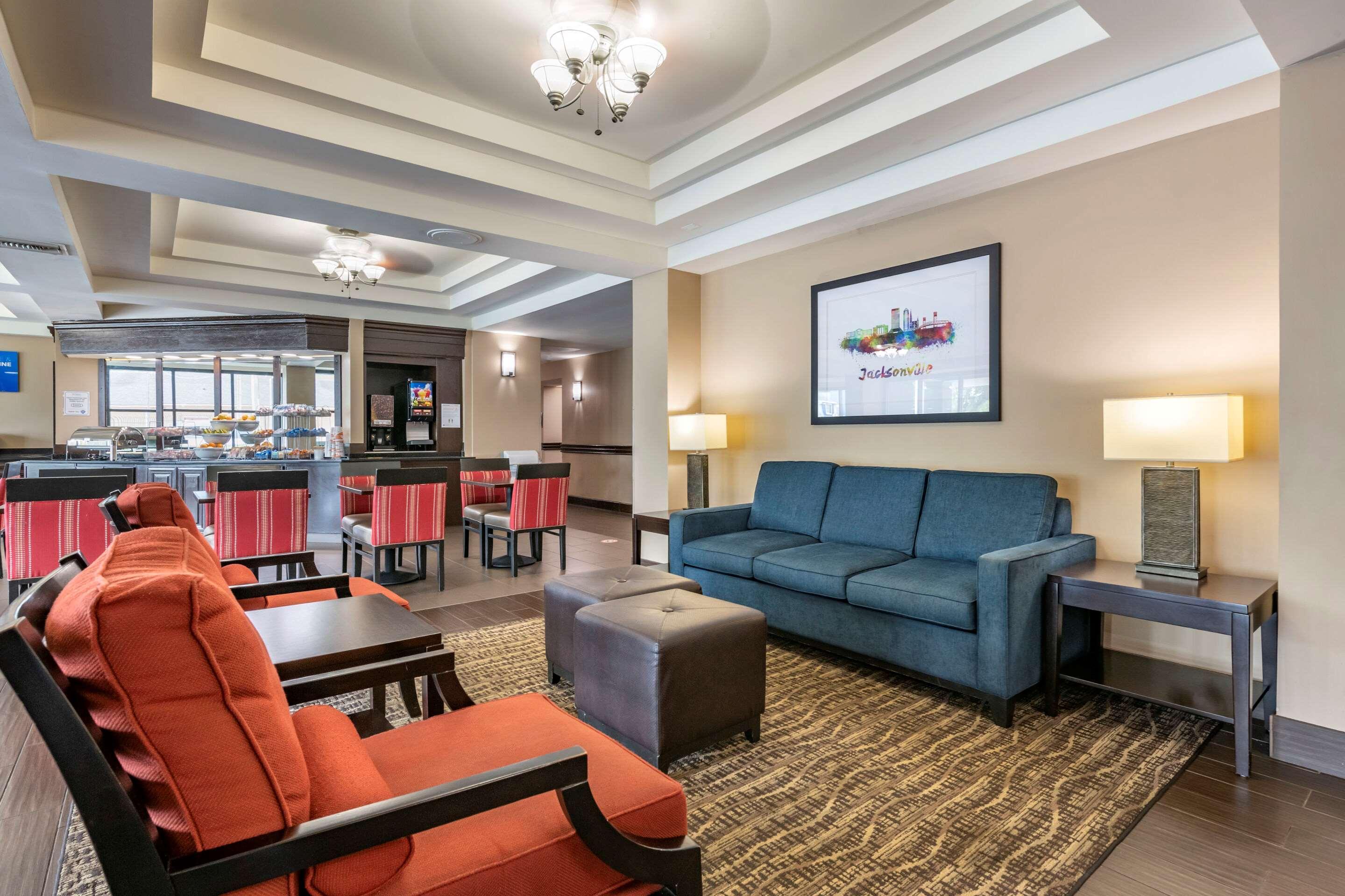Comfort Suites Baymeadows Near Butler Blvd Джэксонвиль Экстерьер фото